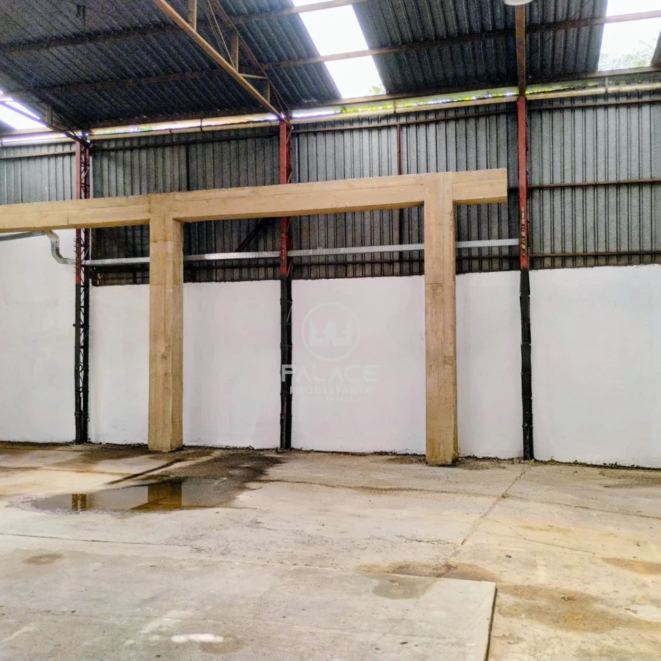 Barracão disponivel para locação no bairro Santa Rosa