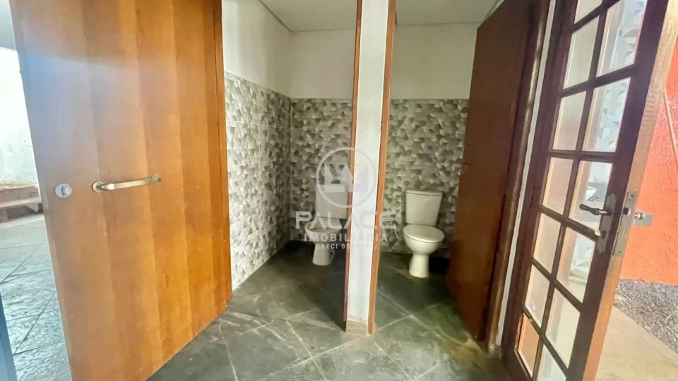 CASA / COMERCIAL / LOCACAO / 300m² / CASTELINHO / PIRACICABA