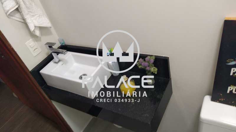 Imagens do imóveis Casa de rua - Térrea / Residencial / Centro