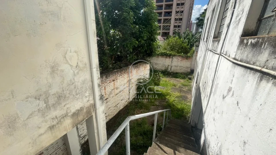 BARRACAO / GALPAO  PARA VENDA OU LOCAÇÃO / REGIAO CENTRAL / PIRACICABA