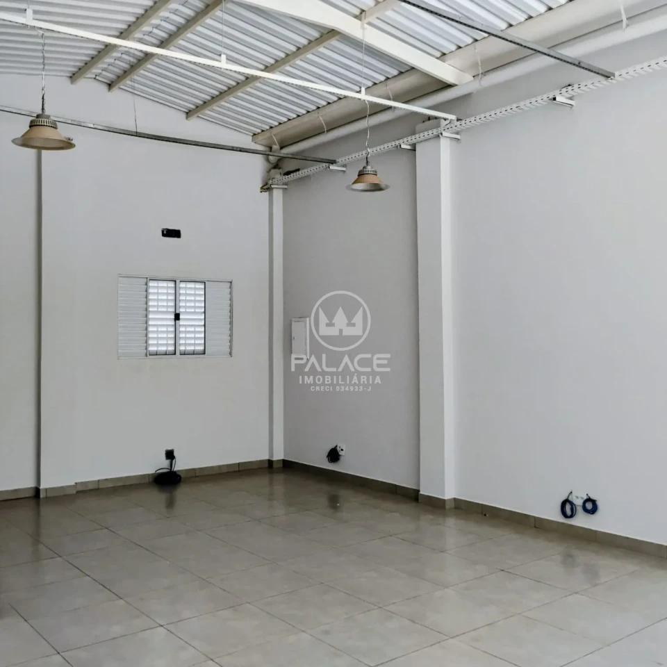 Barracão disponivel para locação