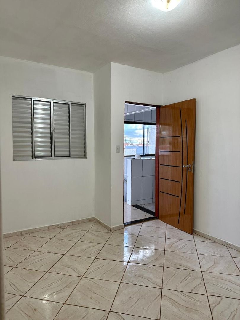 Imagens do imóveis casa à venda em residencial luiz massud coury, rio das pedras 3 quartos 250m²