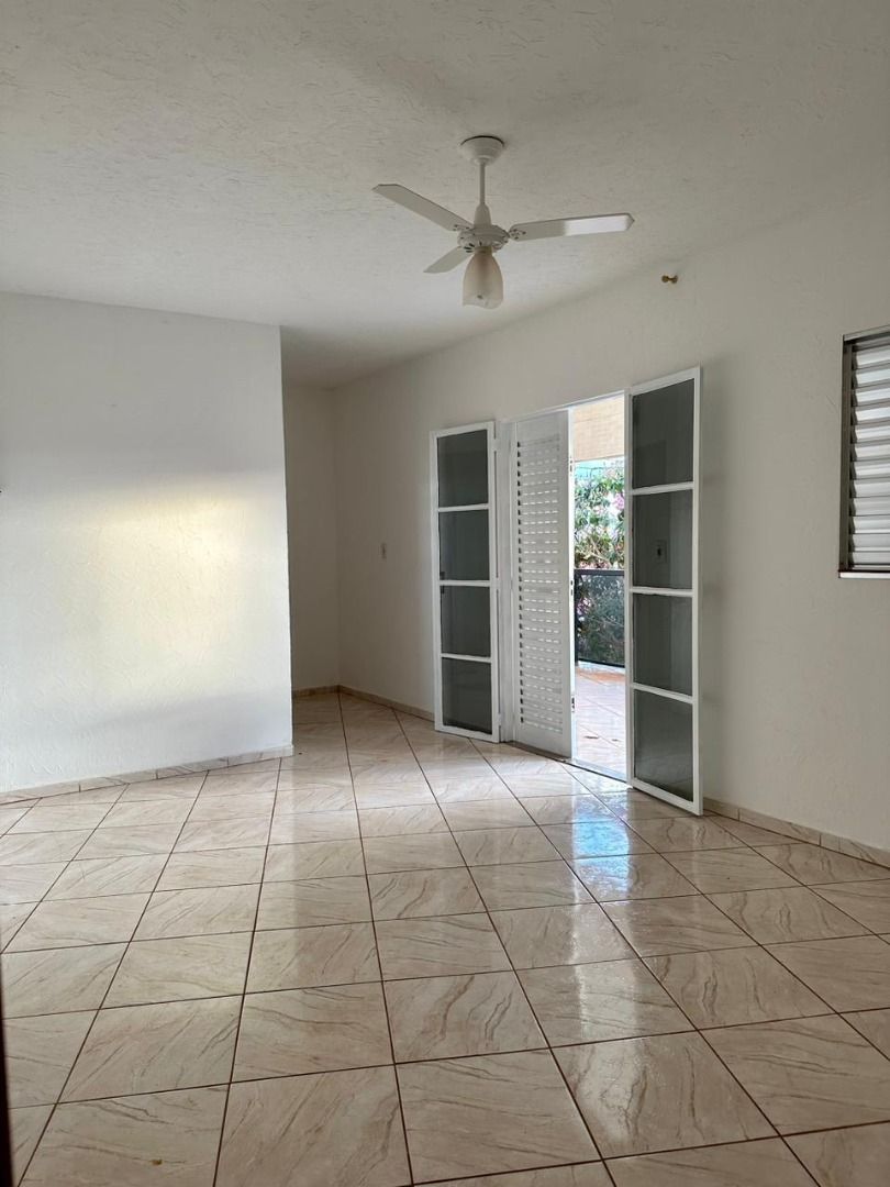 Imagens do imóveis casa à venda em residencial luiz massud coury, rio das pedras 3 quartos 250m²