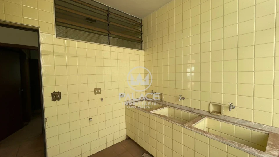 CASA / COMERCIAL / RESIDENCIAL / LOCACAO / CENTRO