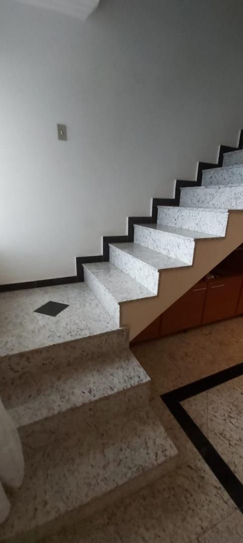 Imagens do imóveis casa à venda em vila fátima, piracicaba 2 quartos 220m²