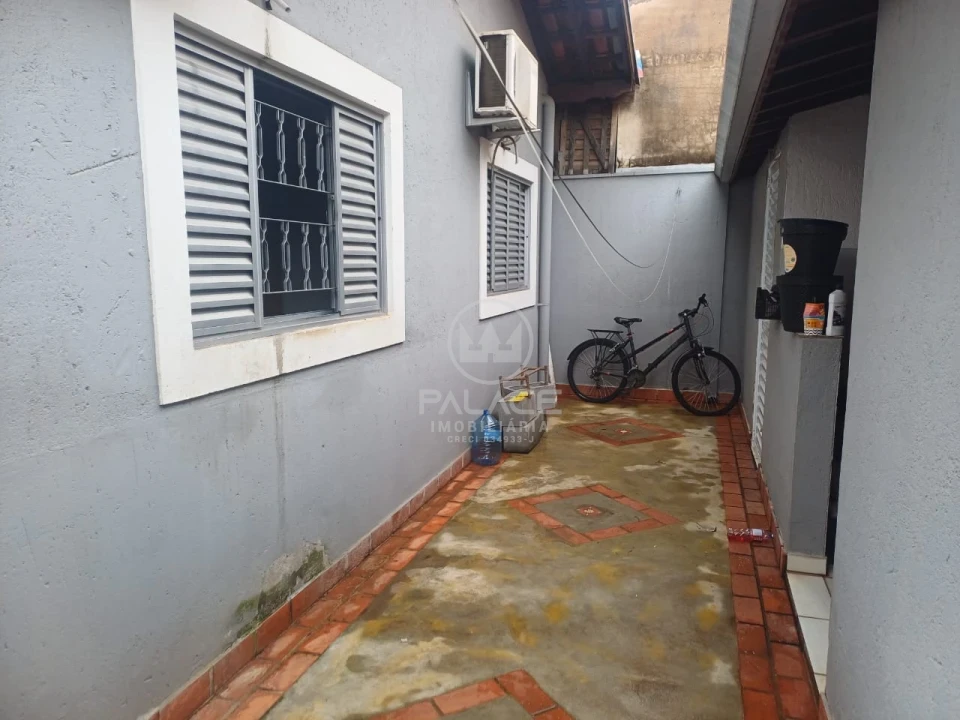 Casa a Venda no Bairro Jupiá