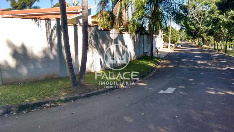 Chácara com 3 suítes à venda, 1.000 m² no condomínio Colinas do Piracicaba.