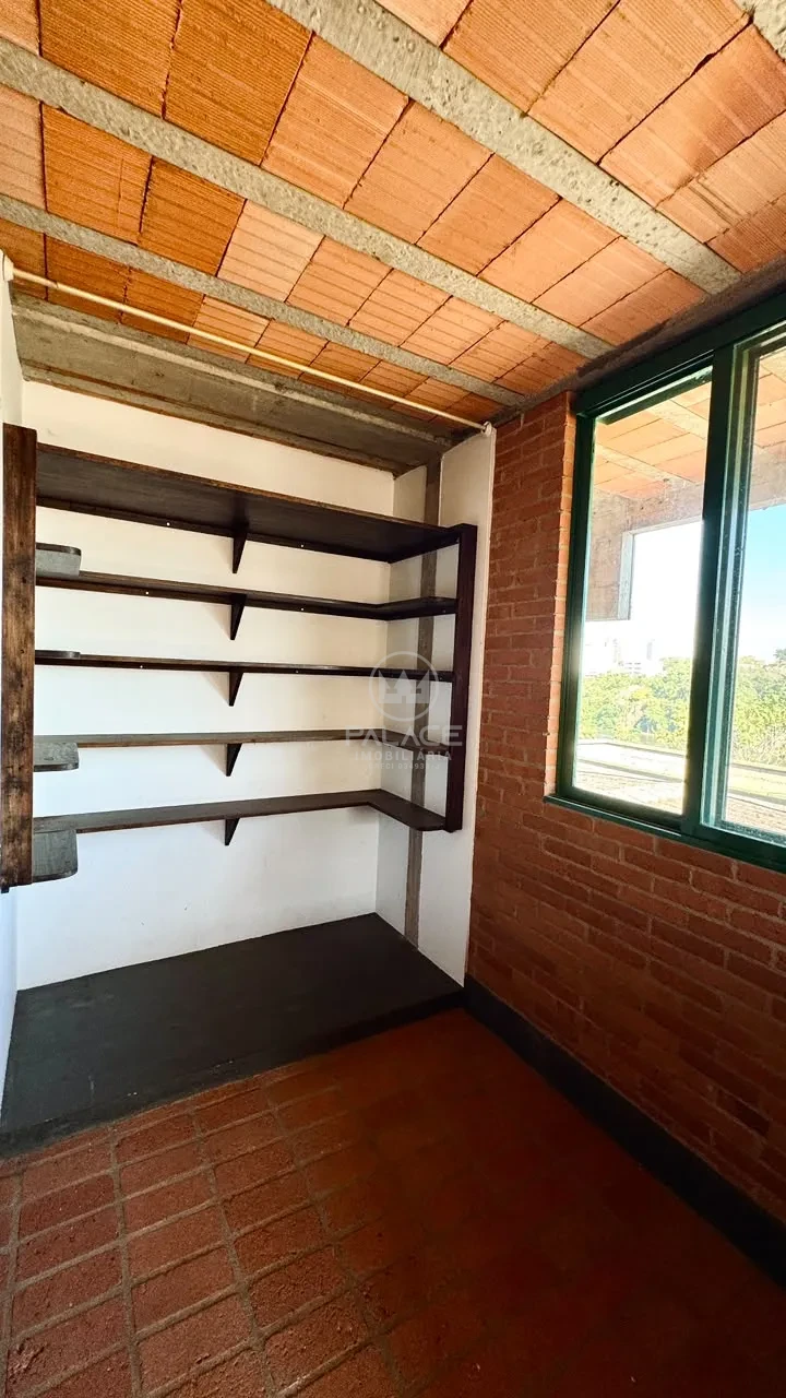 Linda Casa no Bairro São Dimas/Clube de Campo