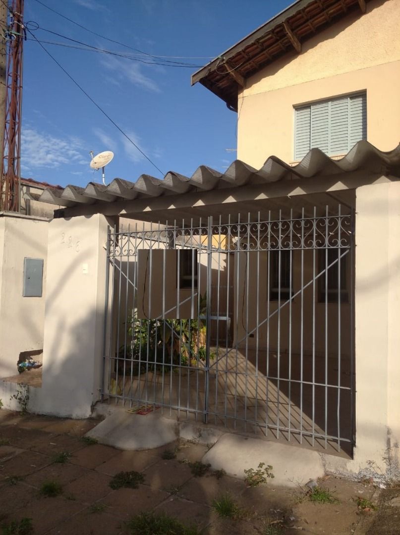 Casa com 3 dormitórios para alugar, 69 m² por RS 1.800,00-mês - Jardim Caxambu - Piracicaba-SP