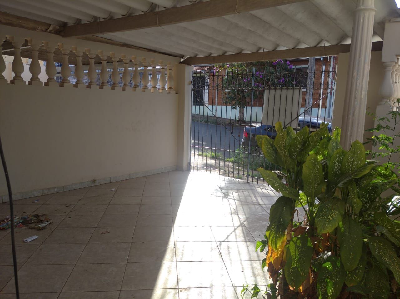Casa com 3 dormitórios para alugar, 69 m² por RS 1.800,00-mês - Jardim Caxambu - Piracicaba-SP