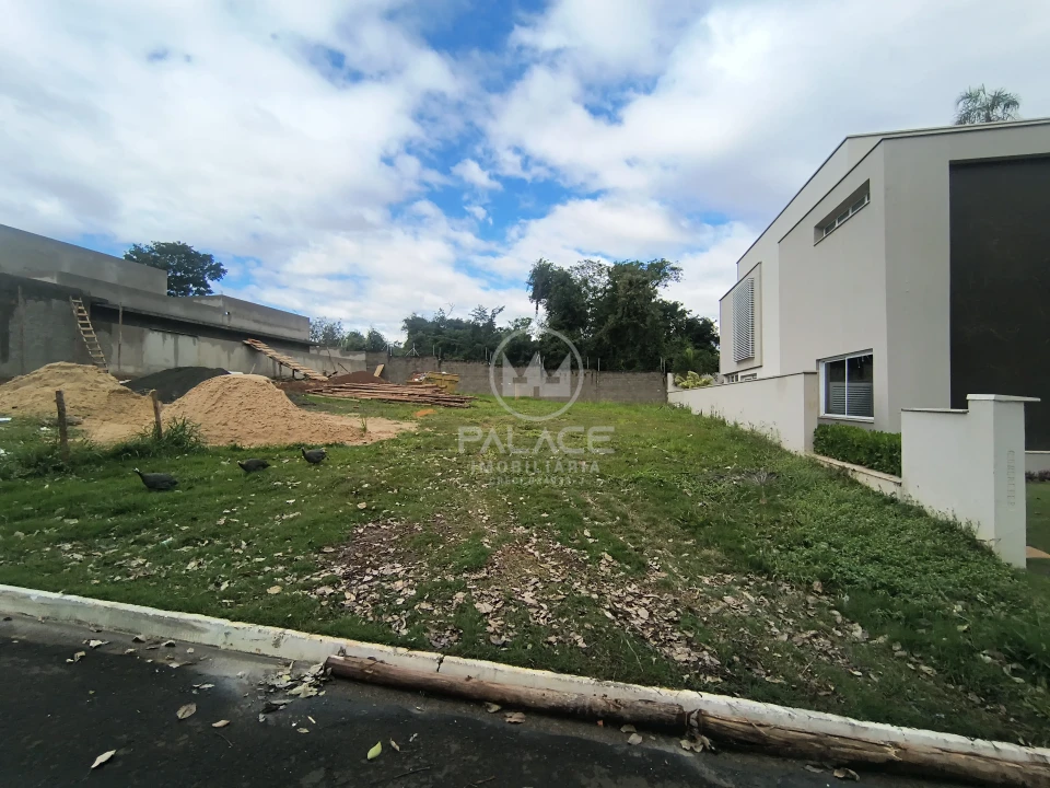 Terreno no Condomínio Terras V -  Piracicaba SP