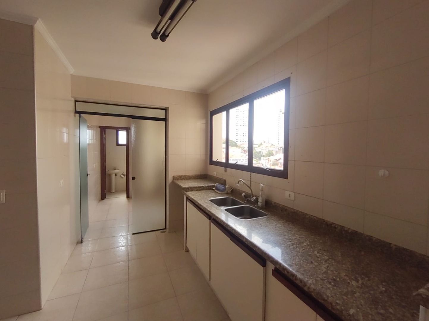 Imagens do imóveis Apartamento com 3 dormitórios, 151 m² - venda por RS 900.000 ou aluguel por RS 4.510-mês - Centro - Piracicaba-SP