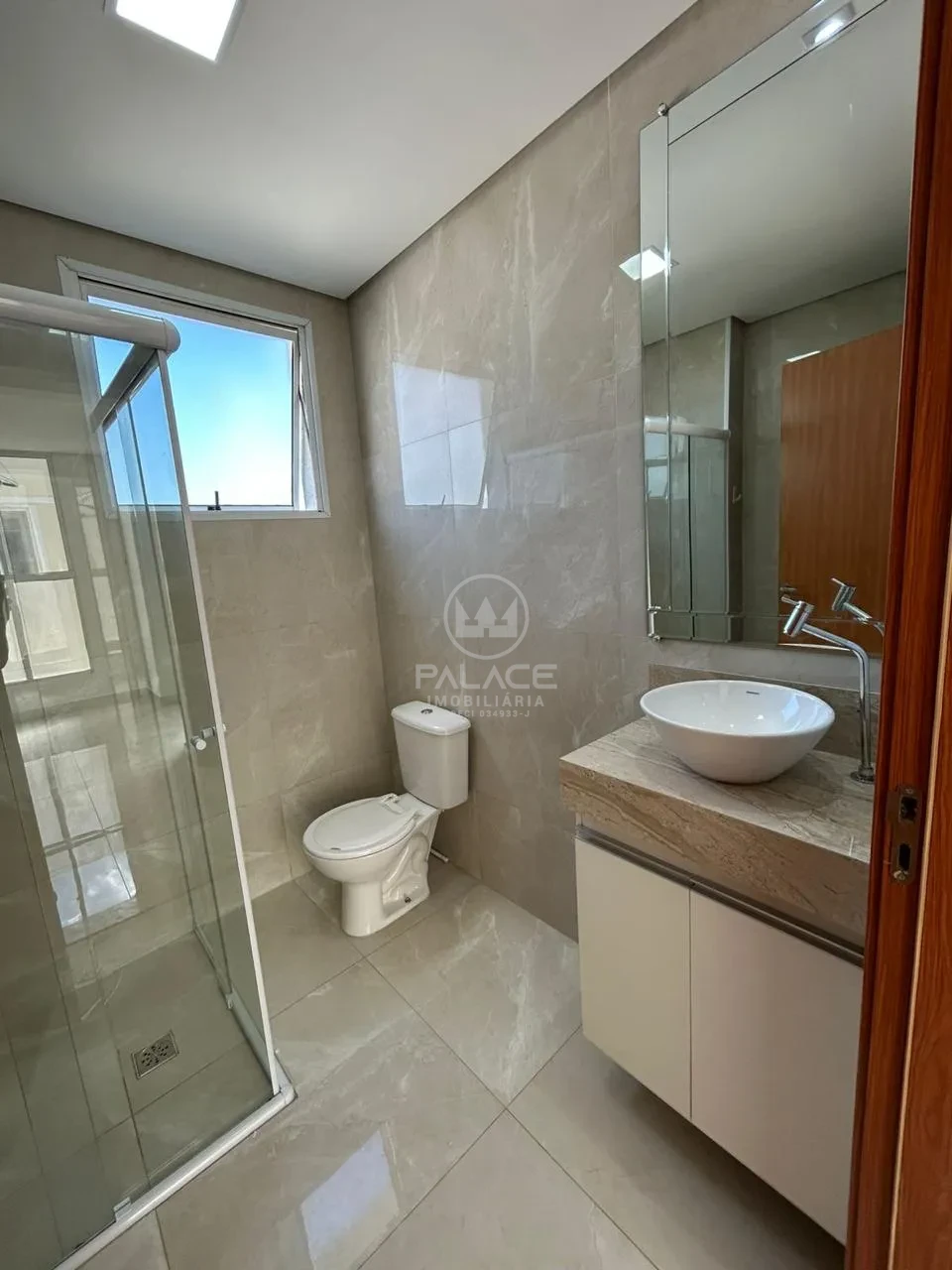 Apartamento com Elevador no Condomínio Piazza Florença, Campestre, Piracicaba.