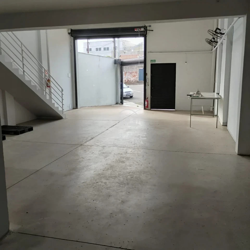 Barracão disponivel para locação