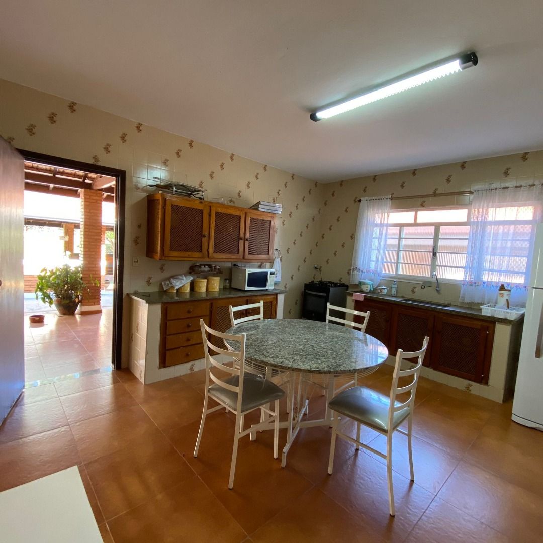 Imagens do imóveis chácara à venda em loteamento águas claras, águas de são pedro 4 quartos