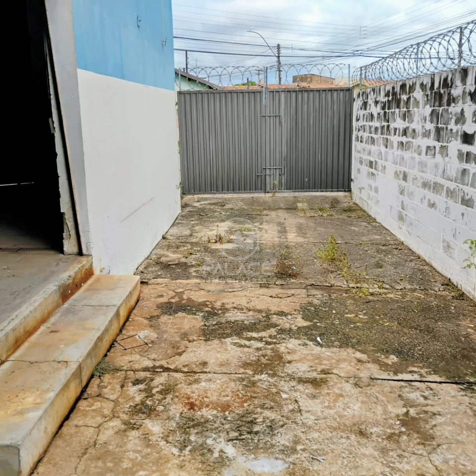 Barracão disponivel para locação