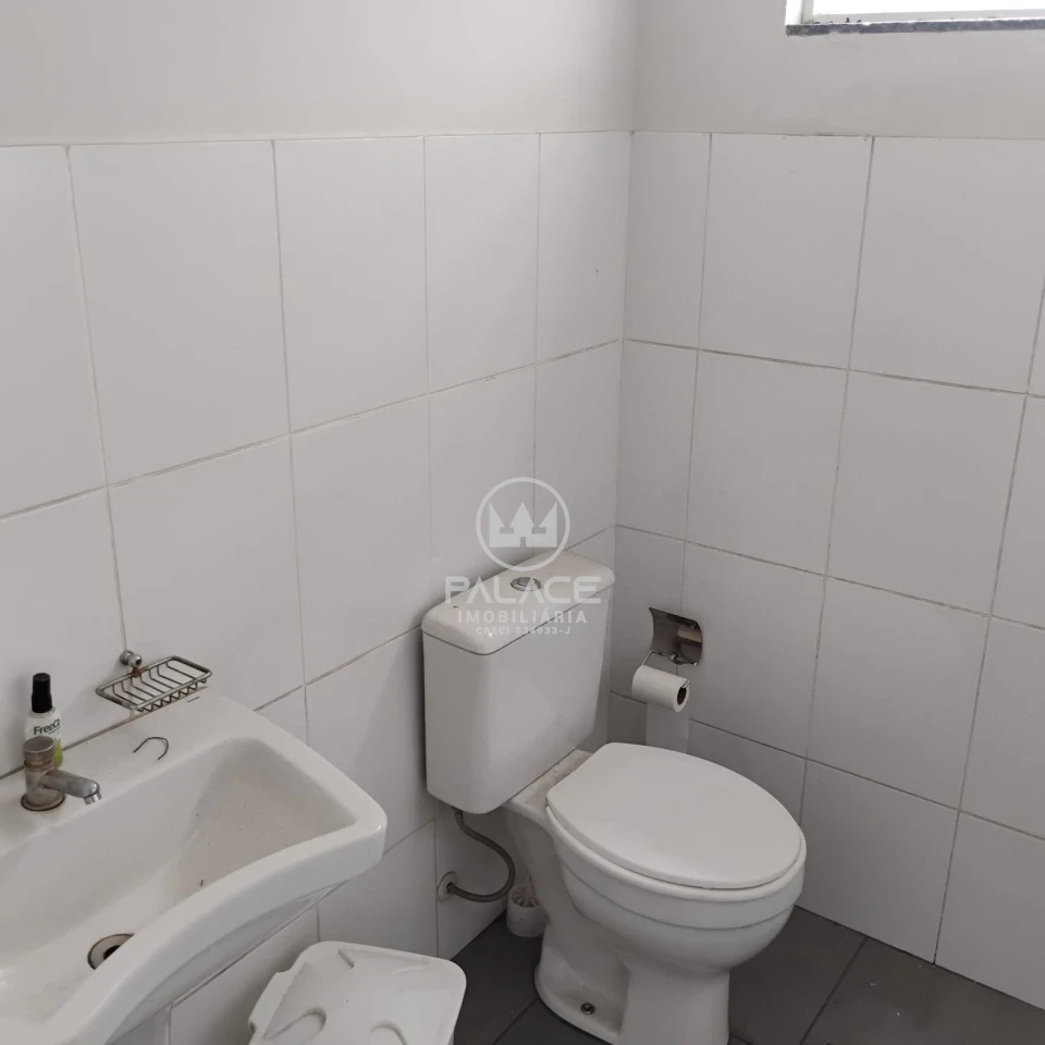 Barracão disponivel para locação no Bairro Vila Rezende