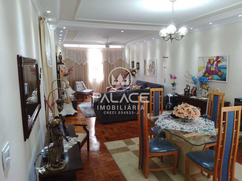 Imagens do imóveis Amplo apartamento a venda no centro de Piracicaba - 3 Quartos - 156m² - RS 260.000 mil.