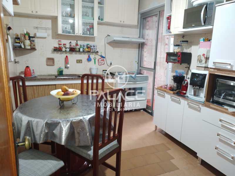 Imagens do imóveis Amplo apartamento a venda no centro de Piracicaba - 3 Quartos - 156m² - RS 260.000 mil.