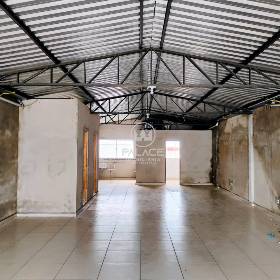 Salão Sobreposto disponivel para locação