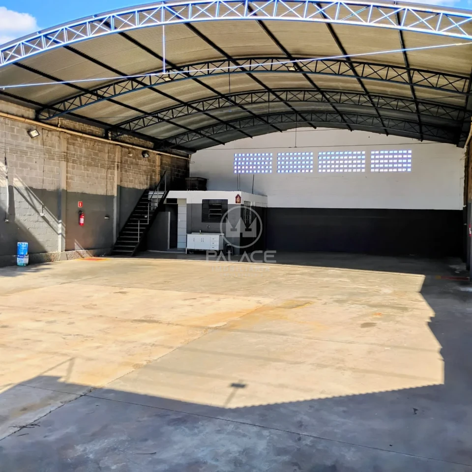 Barracão disponivel para locação