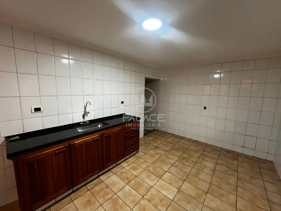 CASA PARA ALUGAR NA VILA INDEPENDENCIA, C/ 4 QUARTOS - SENDO 145.5m²