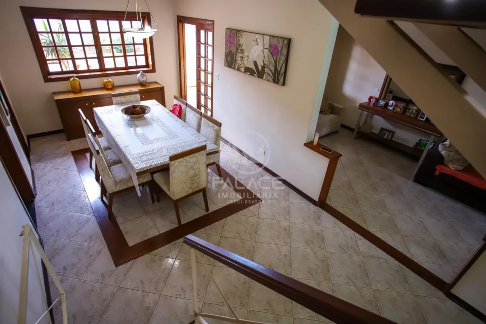 Sobrado de alto Padrão a venda em bairro Nova América