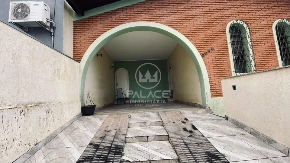 Casa, 3 quartos, 196 m² - Foto 2