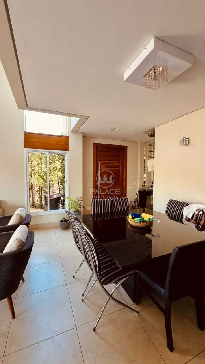 Casa à Venda no Terras 4