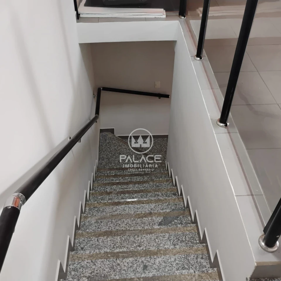 Barracão disponivel para locação no Bairro Vila Rezende