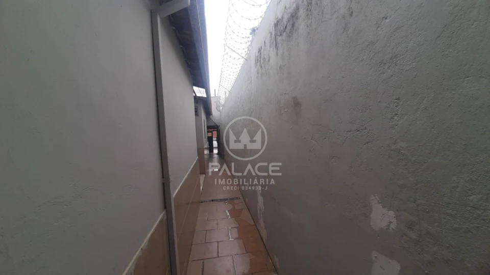 CASA PARA LOCAÇÃO / 2 QUARTOS