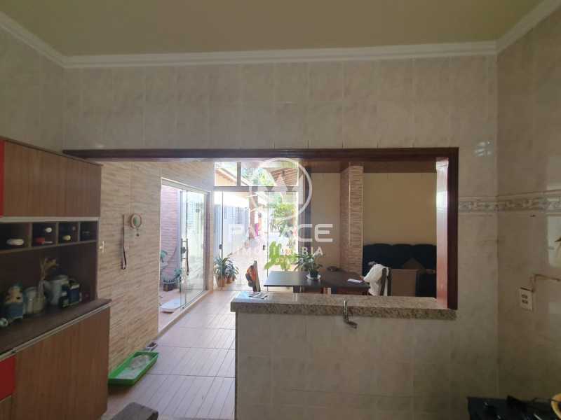 Imagens do imóveis casa à venda em jardim dom bosco, araras 2 quartos 291m²