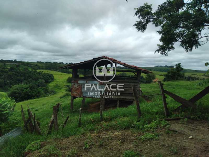 Imagens do imóveis sítio à venda em área rural, tietê 3 quartos 121000m²