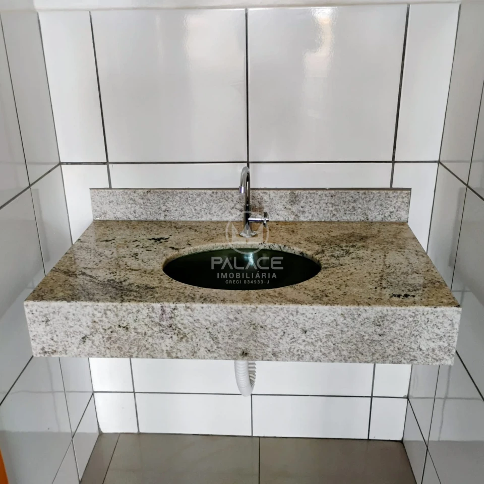 Barracão disponivel para locação