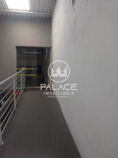 Imagens do imóveis Barracão -  / Comercial / Santa Terezinha