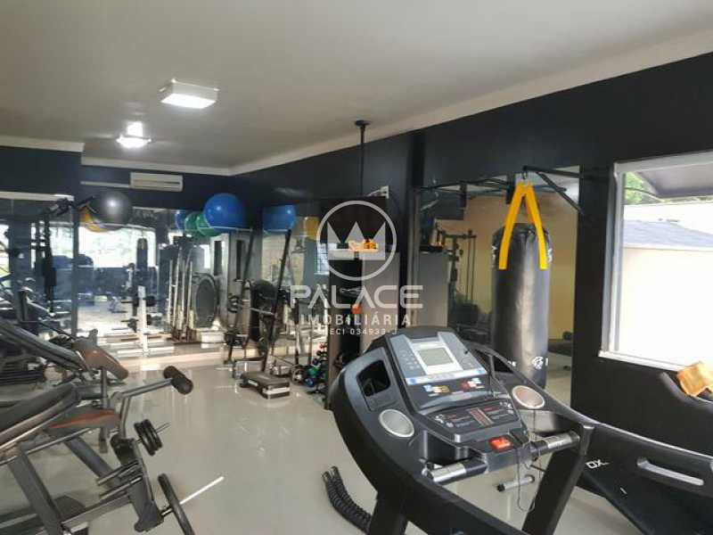 Casa alto padrão a venda no Condomínio Colinas de Piracicaba. Para pessoas de bom gosto. 6 suítes, 610m² de construção e 1.110m² de terreno - RS 