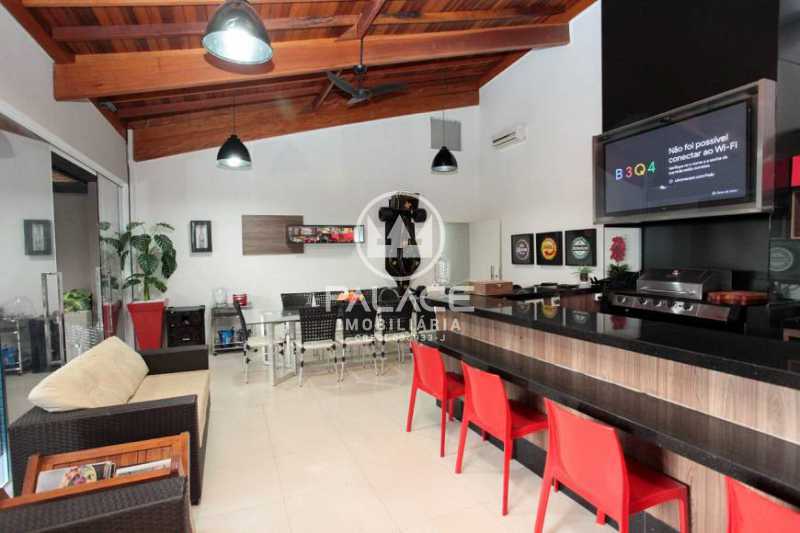 Casa alto padrão a venda no Condomínio Colinas de Piracicaba. Para pessoas de bom gosto. 6 suítes, 610m² de construção e 1.110m² de terreno - RS 