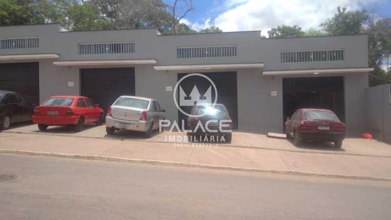 Imagens do imóveis Barracão :  / Comercial / Jardim Nova Suíça