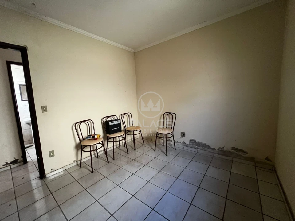 CASA PARA ALUGAR NO SERRA VERDE COM 2 QUARTOS - 60M²