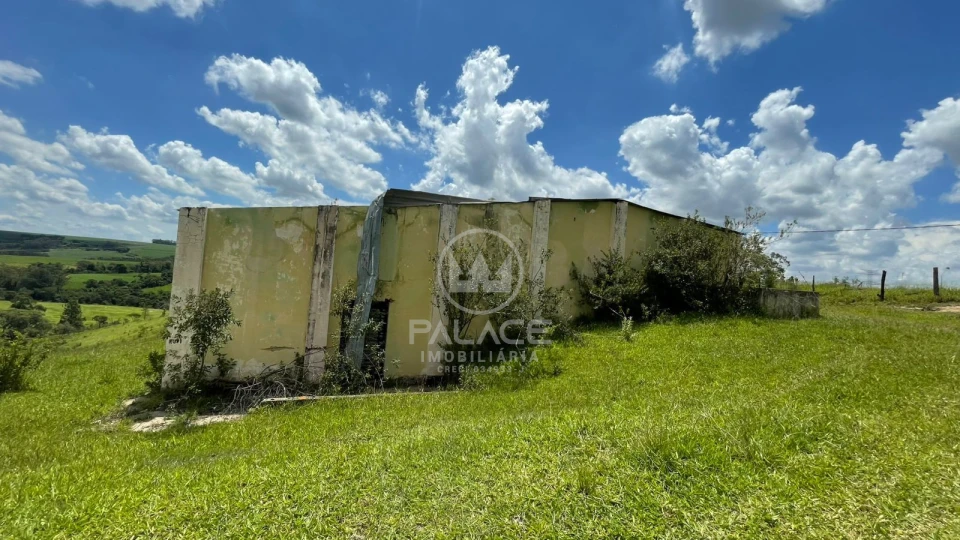 CASA / LOCACAO / RIO DAS PEDRAS/ ROD NELSON CAPRONI / 100M²