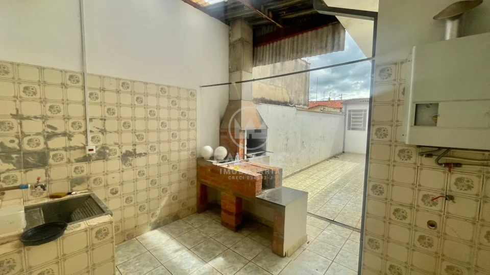 CASA 3 QUARTOS - LOCACAO CENTRO - BAIRRO ALTO - PIRACICABA