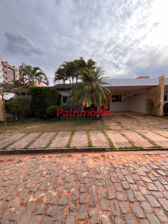 ALUGUEL CASA EM CONDOMÍNIO