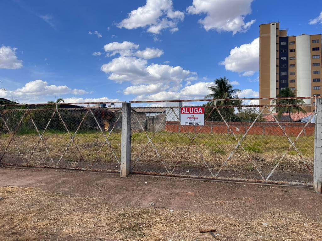 Aluga-se Lote