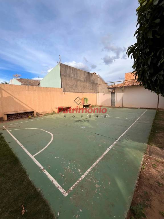 ALUGUEL CASA EM CONDOMÍNIO