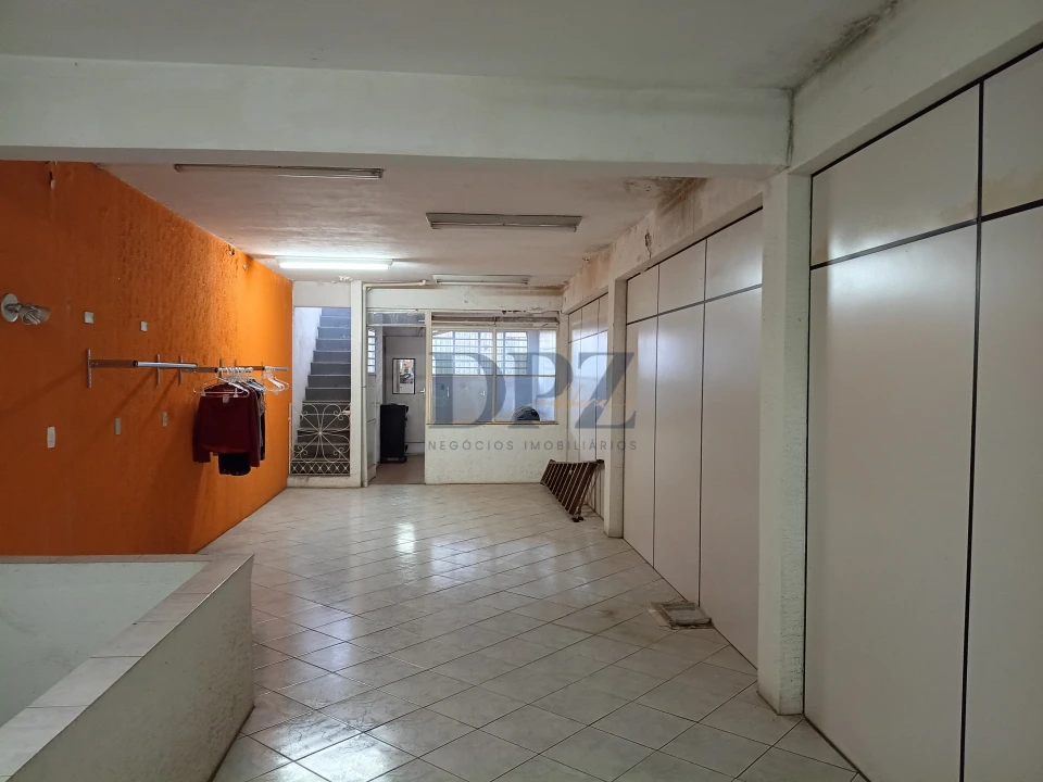 Ponto Comercial + Residência Superior  no Centro de Itapetininga