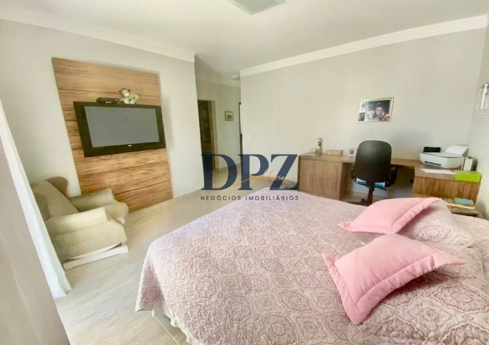 Casa em condomínio no OuroVille