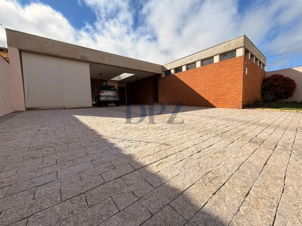 Casa À Venda próximo ao Shopping de Itapetininga