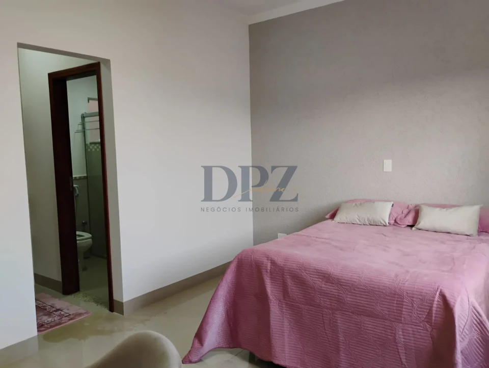 Sobrado de Alto Padrão | 299 m² Construídos | 3 Suítes | Área Gourmet