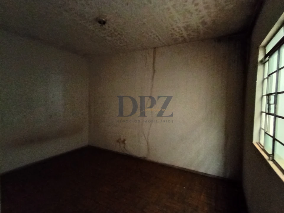 Ponto Comercial + Residência Superior  no Centro de Itapetininga