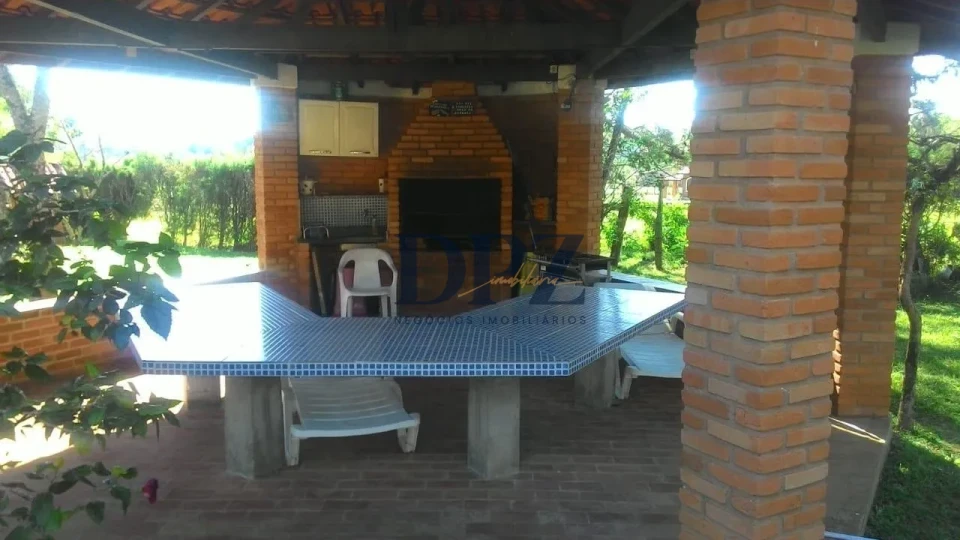 CHACARA A VENDA CERCADINHO ALAMBARI